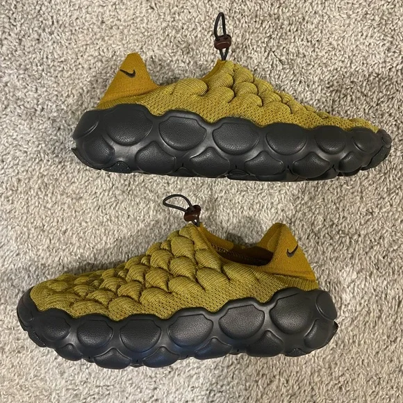 SOLD❗️Nike flyknit haven moss color shoes - Picture 4 of 8